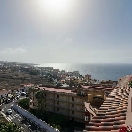 Apartment Atico Vistas Mar Y Teide 518 *